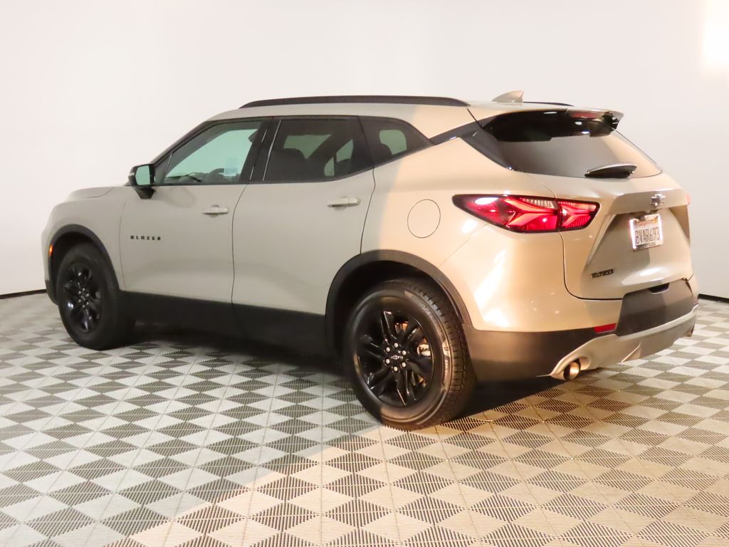 Thumbnail: 2021 Chevrolet Blazer - 3