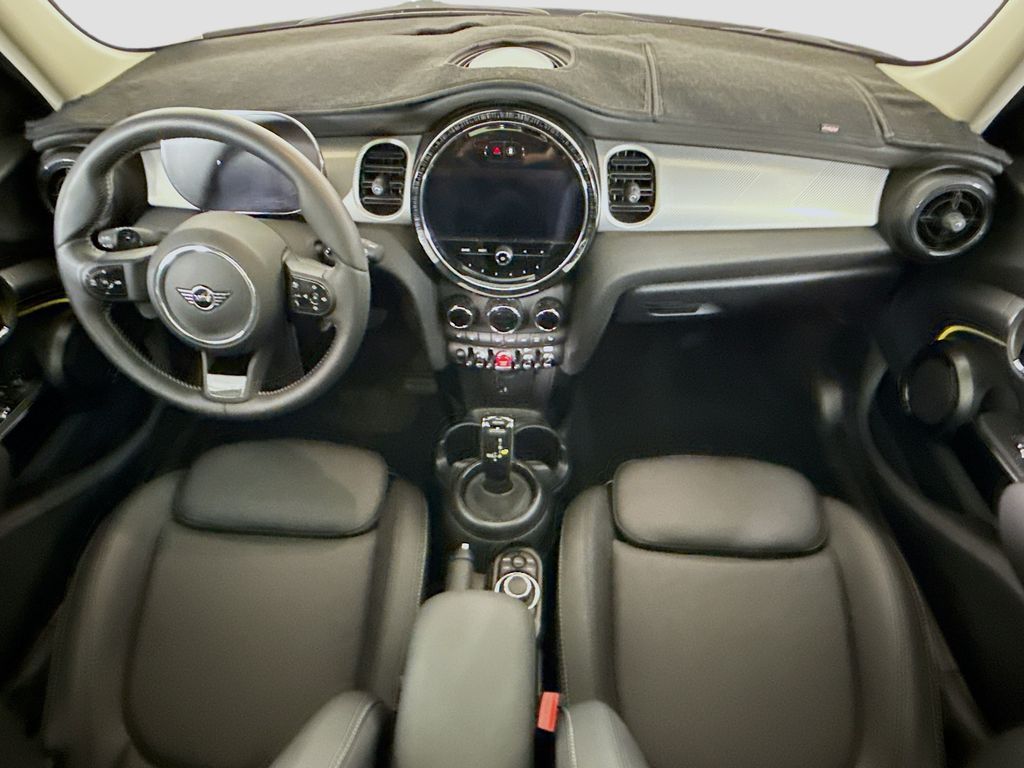 Thumbnail: 2024 MINI Cooper - 13