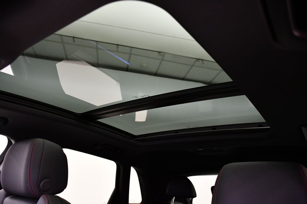 Thumbnail: 2025 Audi Q3 - 18