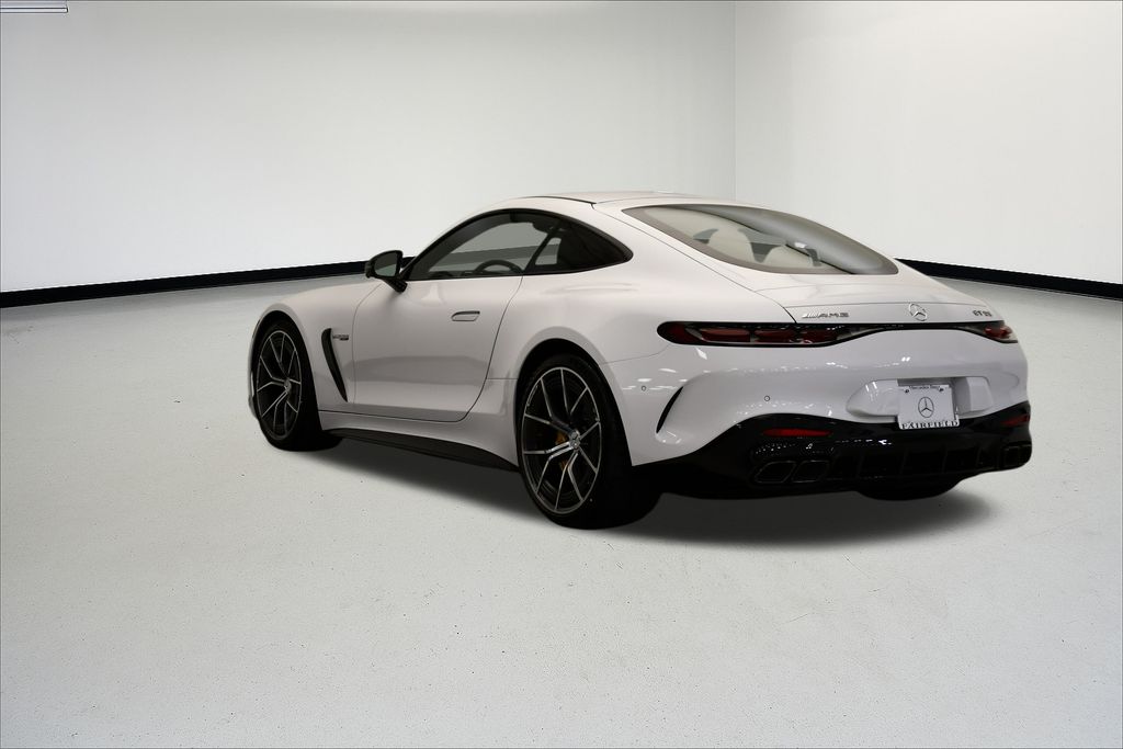 Thumbnail: 2026 Mercedes-Benz AMG GT - 3