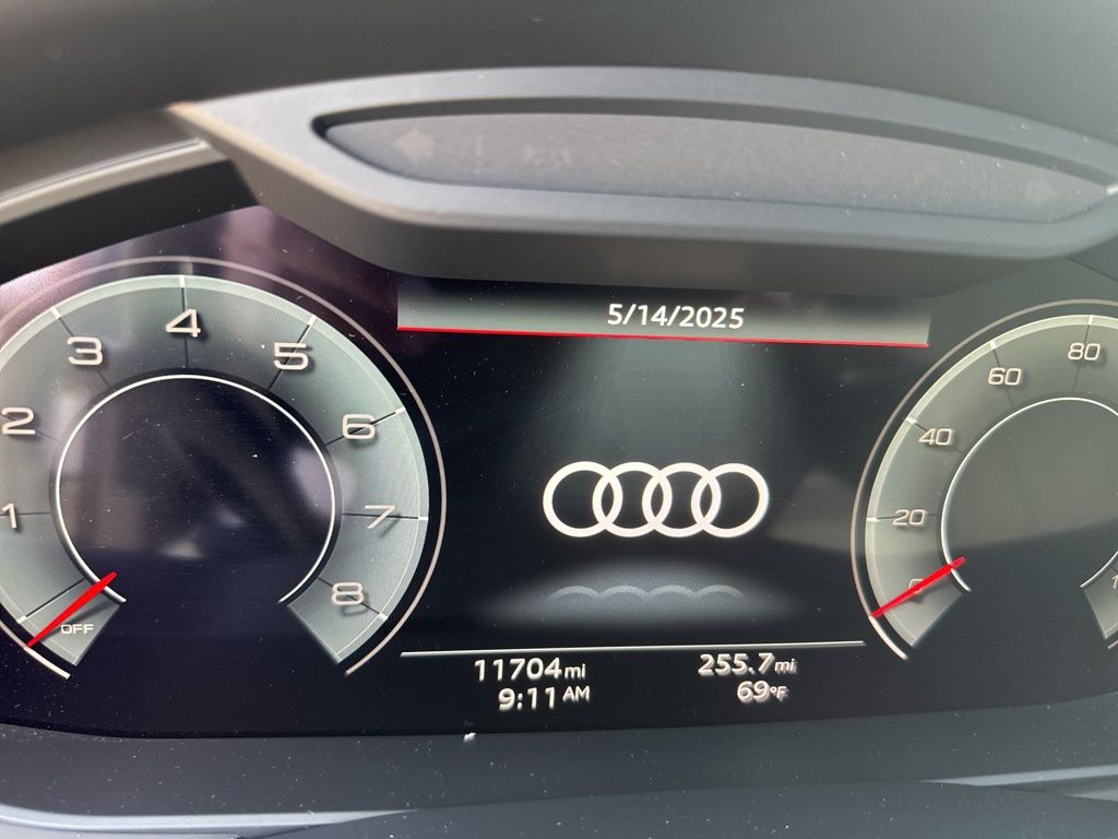 2022 Audi Q7 Premium Plus 12