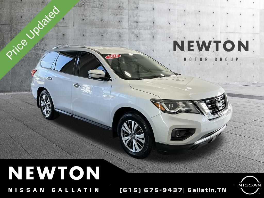 Brilliant Silver 2018 Nissan Pathfinder SUV / Crossover Front-Wheel Drive Continuously Variable Transmission