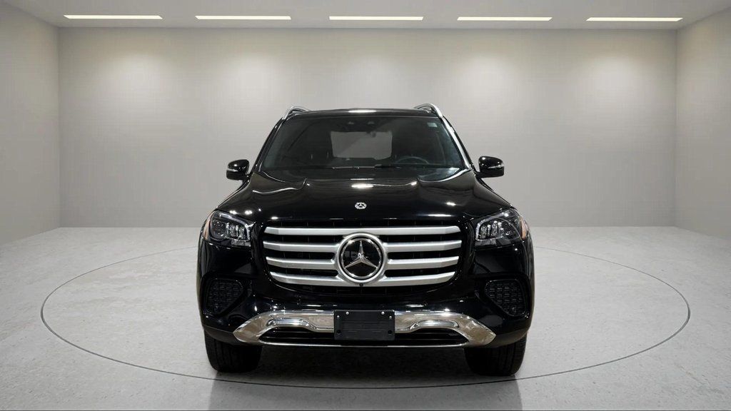 Used 2025 Black Mercedes-Benz GLS 450 image 21