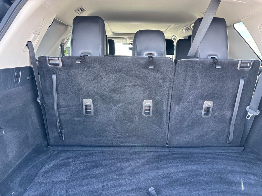 Used Car 2024 Nissan Pathfinder  Sl For Sale Under $35,000 In Austin, Texas