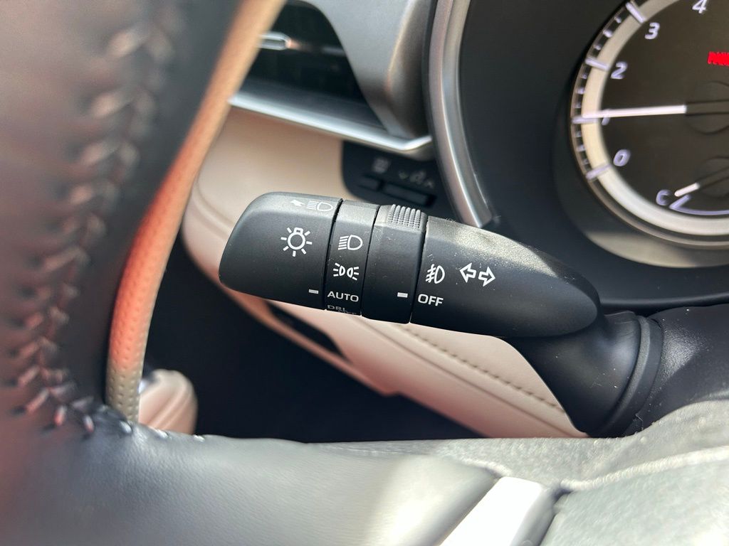 Thumbnail: 2025 Toyota Highlander - 23