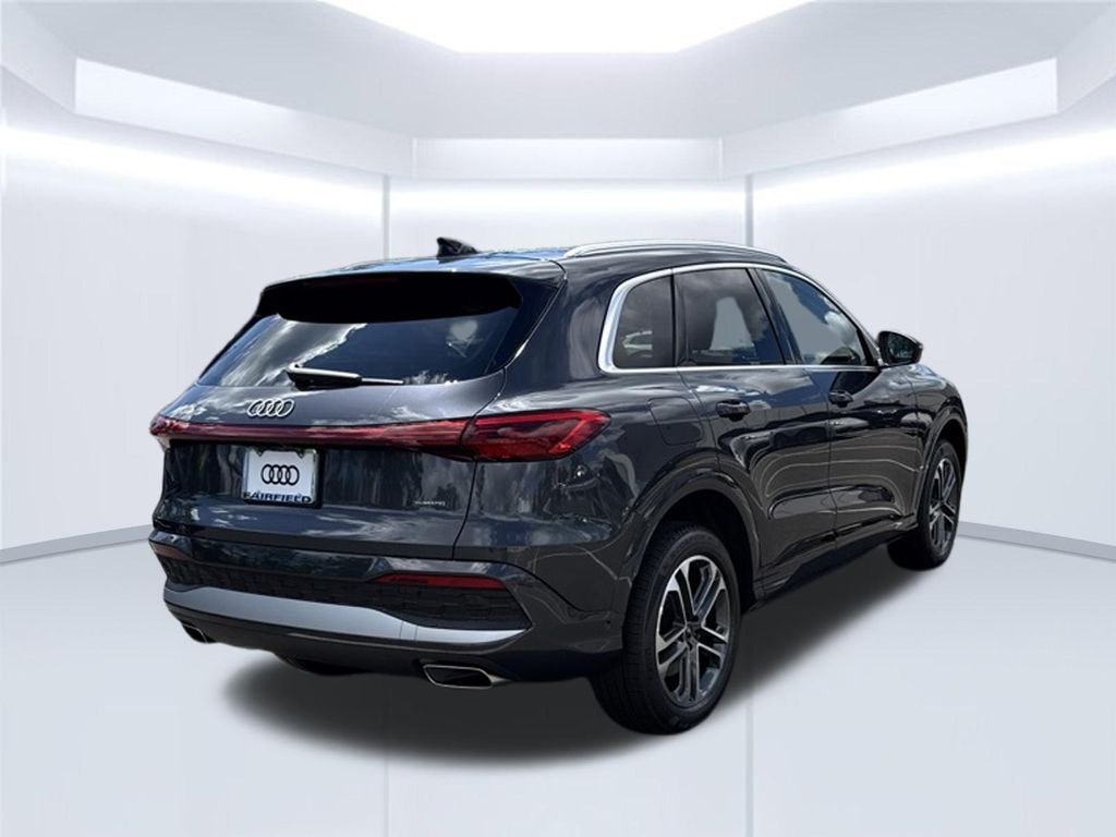Thumbnail: 2026 Audi Q5 - 5