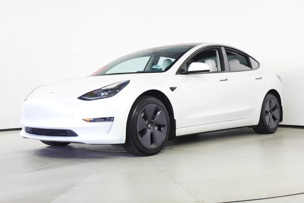 Thumbnail: 2022 Tesla Model 3 - 2