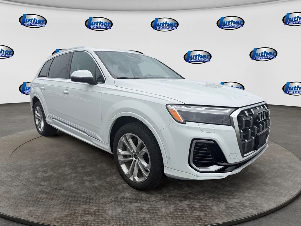 2025 Audi Q7 55 Premium Plus - 6