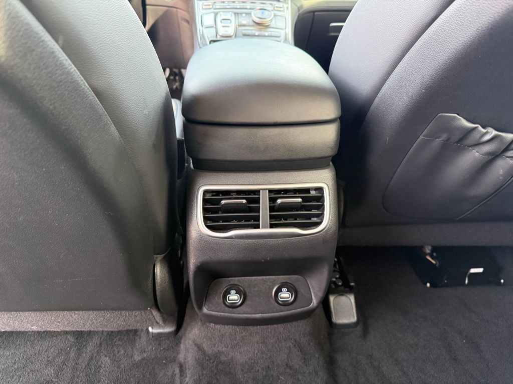 Thumbnail: 2023 Hyundai Santa Fe - 23