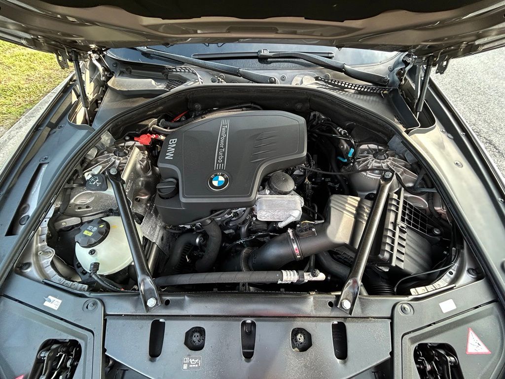 Thumbnail: 2016 BMW 5 Series - 11