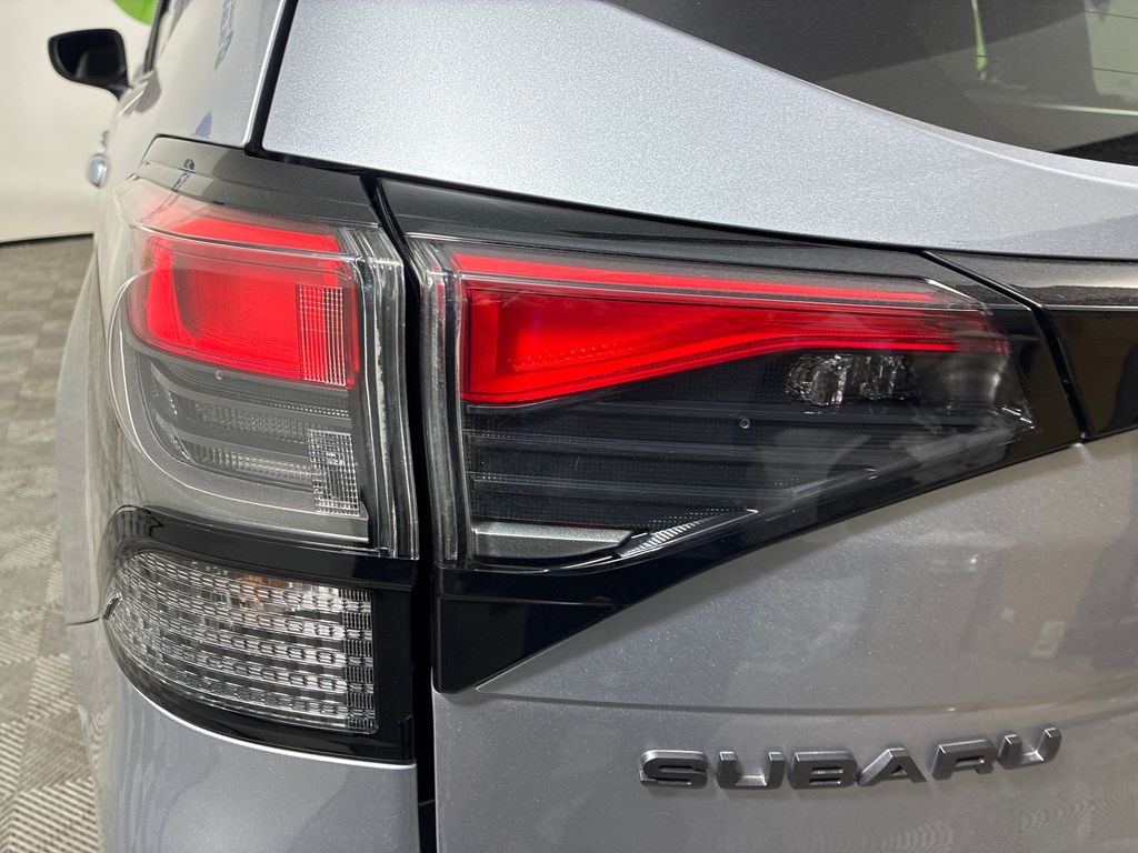 2026 Subaru Forester Premium - Photo 9