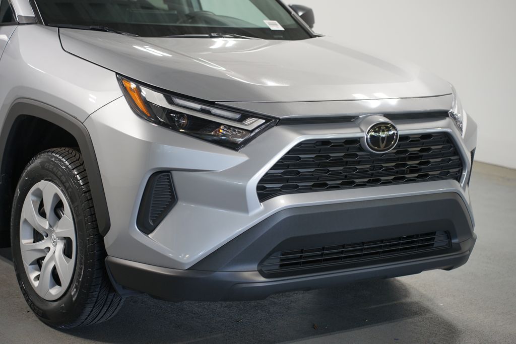 Thumbnail: 2024 Toyota RAV4 - 4