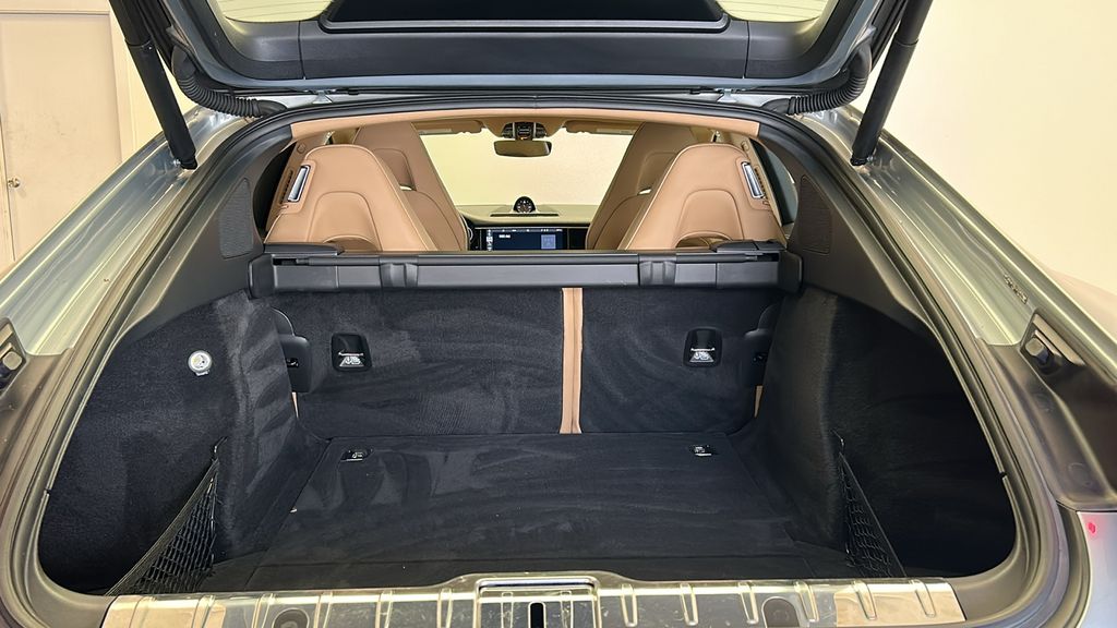 2020 Porsche Panamera Base 28