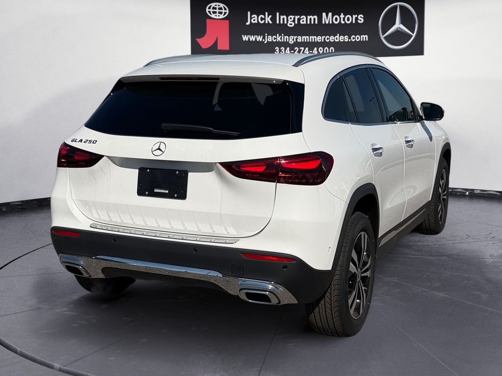 new 2026 Mercedes-Benz GLA car