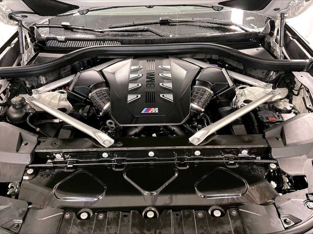 2025 BMW X5 — photo 34