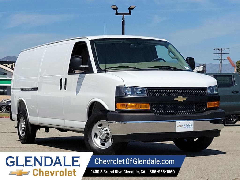 2026 Chevrolet Express Cargo 2500 RWD