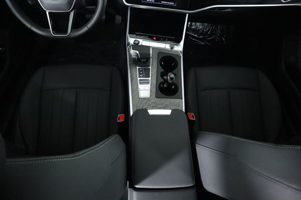 Thumbnail: 2025 Audi A7 - 17