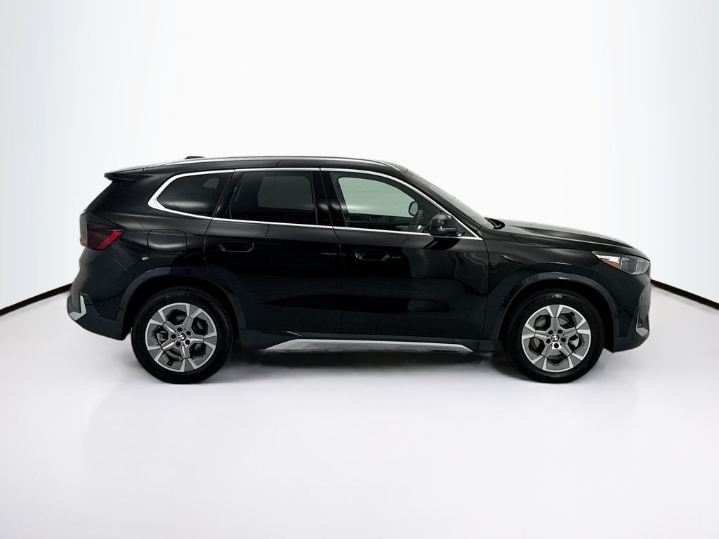 Thumbnail: 2025 BMW X1 - 4