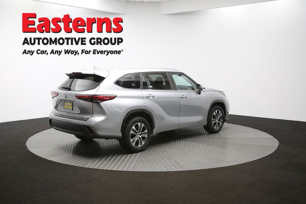 Used 2023 Silver Toyota XLE image 43