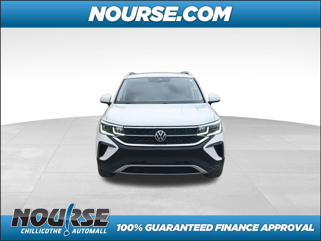 2022 Volkswagen Taos 1.5T SEL photo