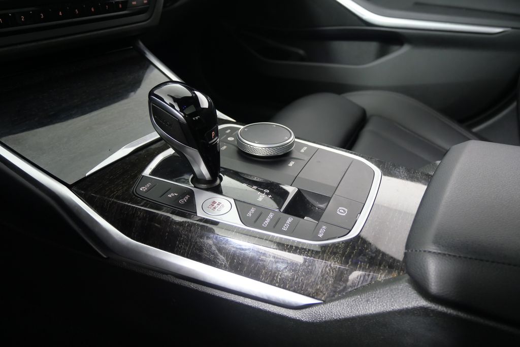 2022 BMW 3 Series 330i 24