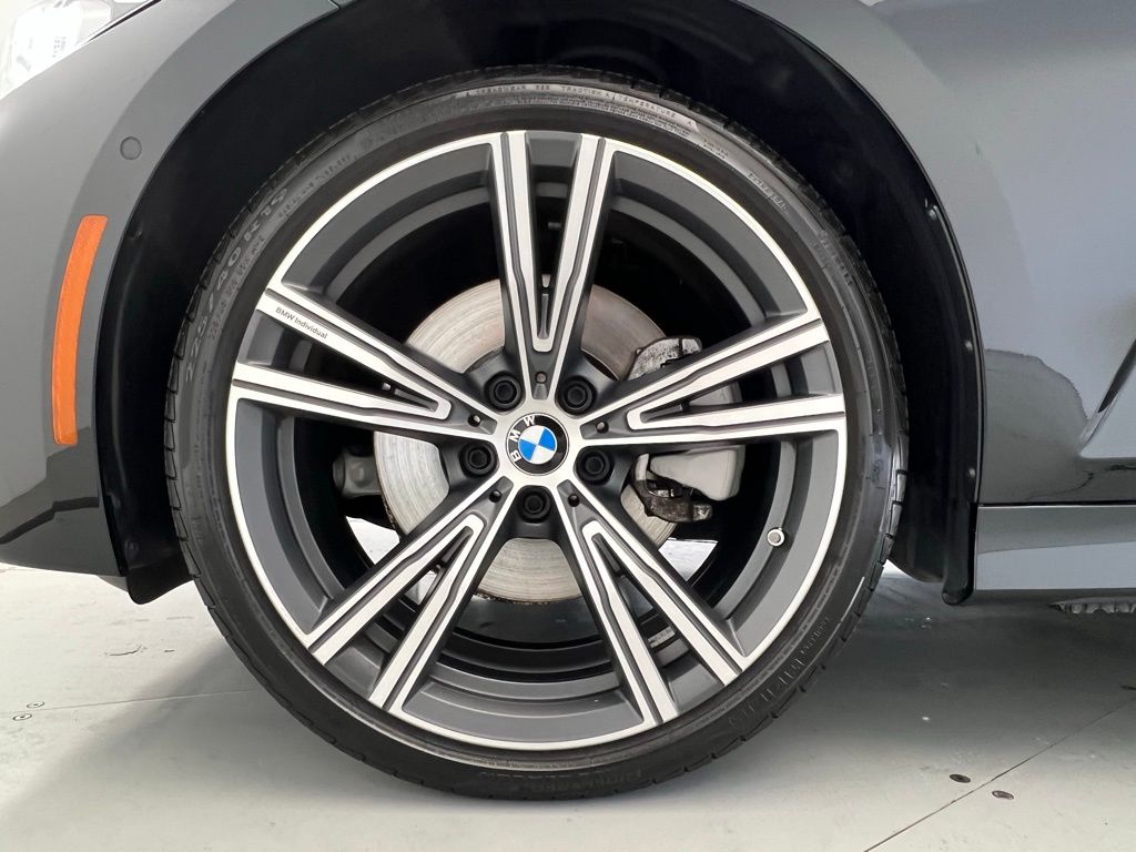 2024 BMW 3 Series 330i 24