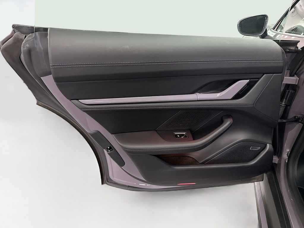 Thumbnail: 2025 Porsche Taycan - 26