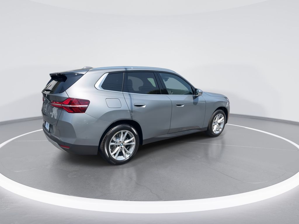 Thumbnail: 2025 BMW X3 - 8