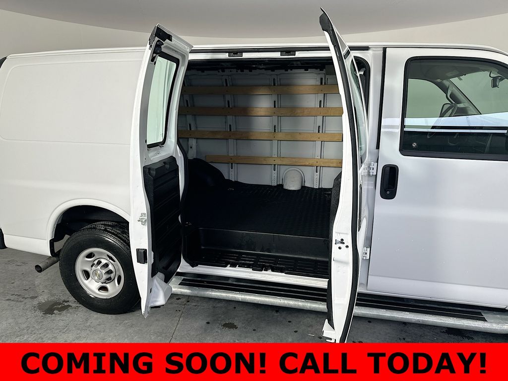 Used 2024 White Chevrolet Work Van image 12