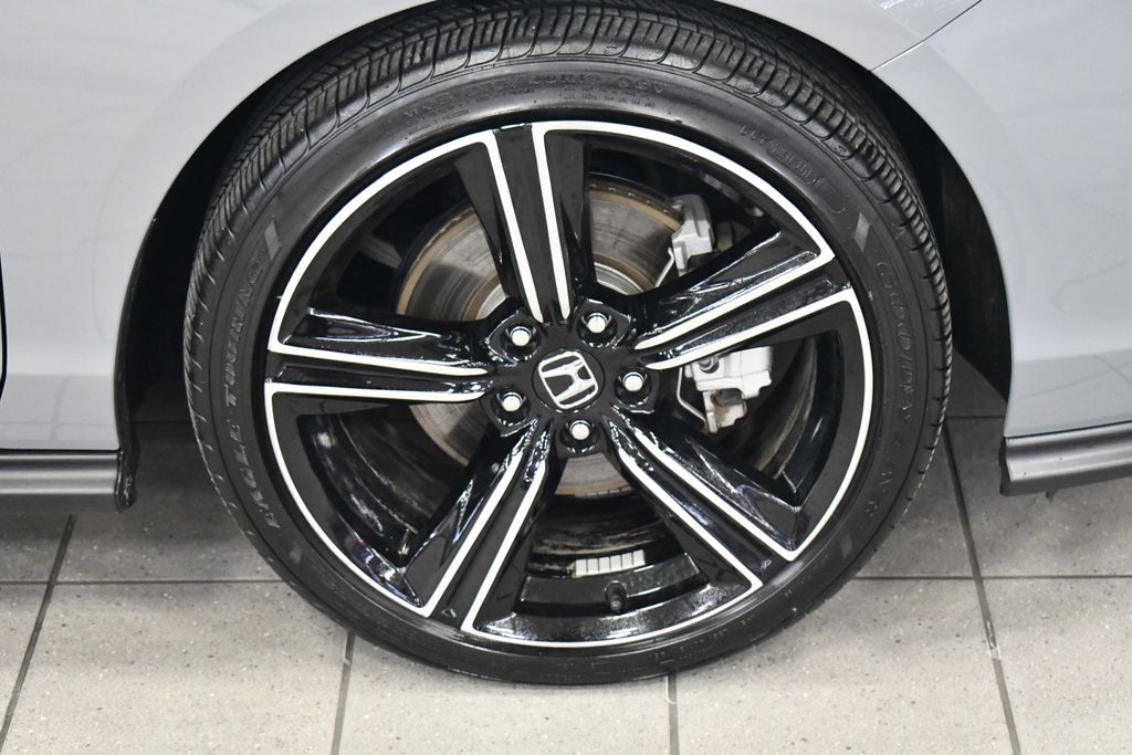 Thumbnail: 2025 Honda Accord - 10