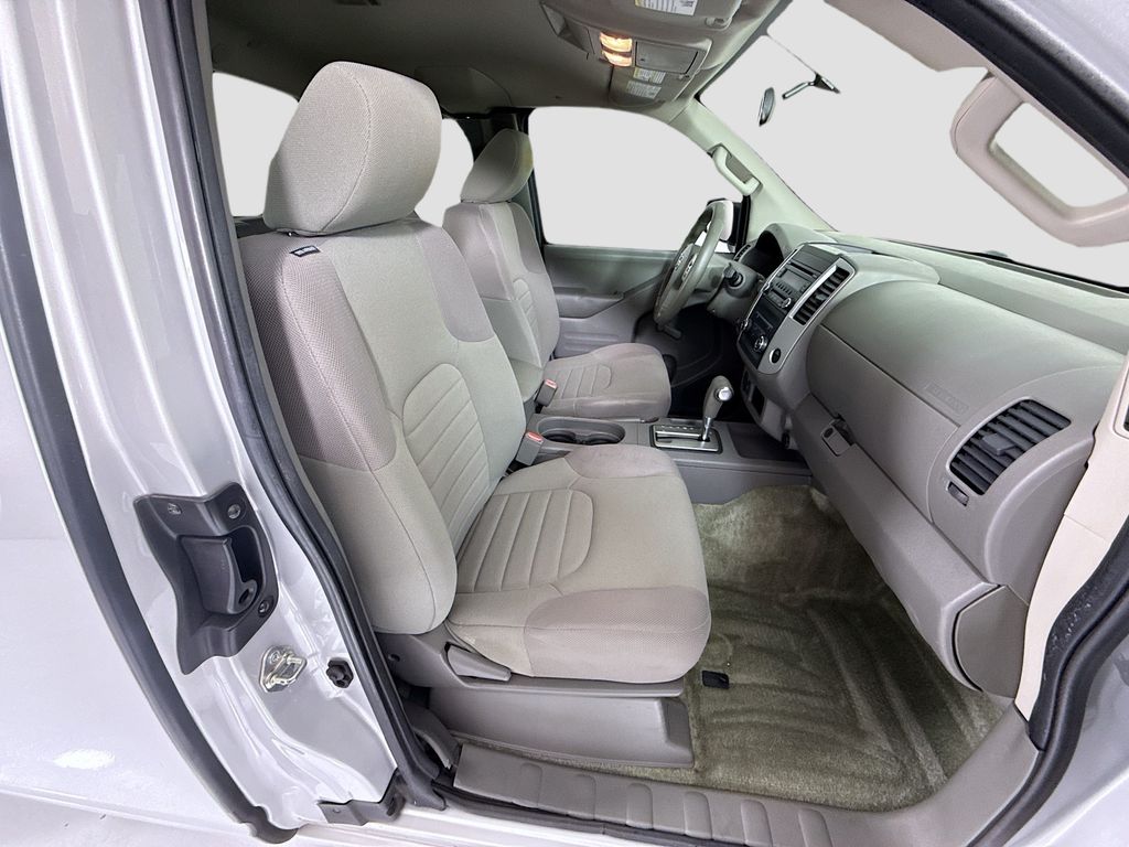 Thumbnail: 2016 Nissan Frontier - 19