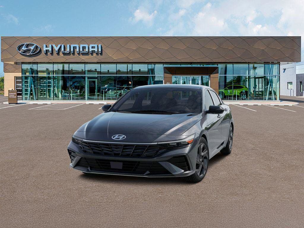 Gray 2026 Hyundai Elantra Sedan Front-Wheel Drive Continuously Variable Transmission