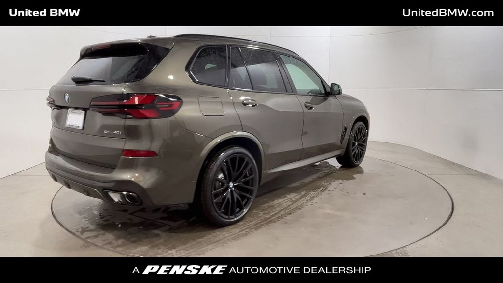 2025 BMW X5 sDrive40i 8