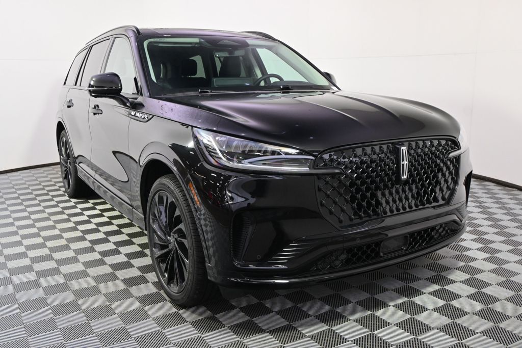 New 2026 Black Lincoln Reserve image 9