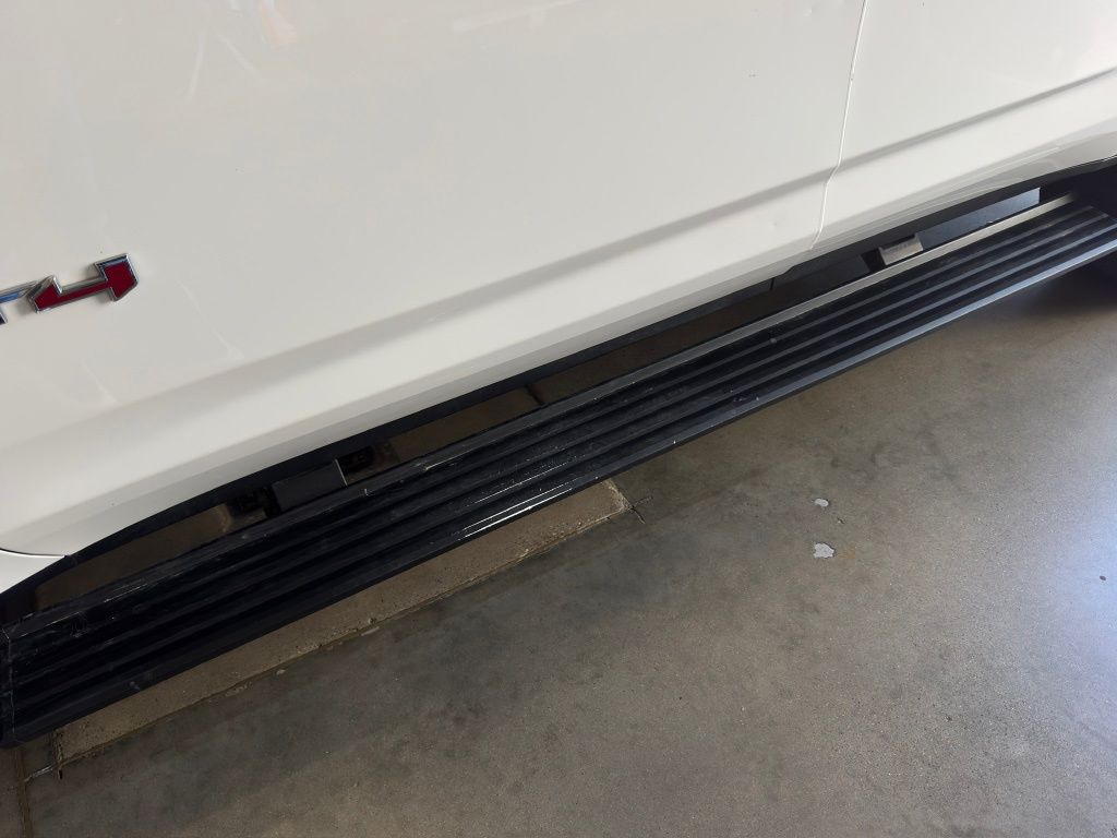 2022 GMC Yukon AT4 White at Big Star Chrysler Jeep Dodge Ram 