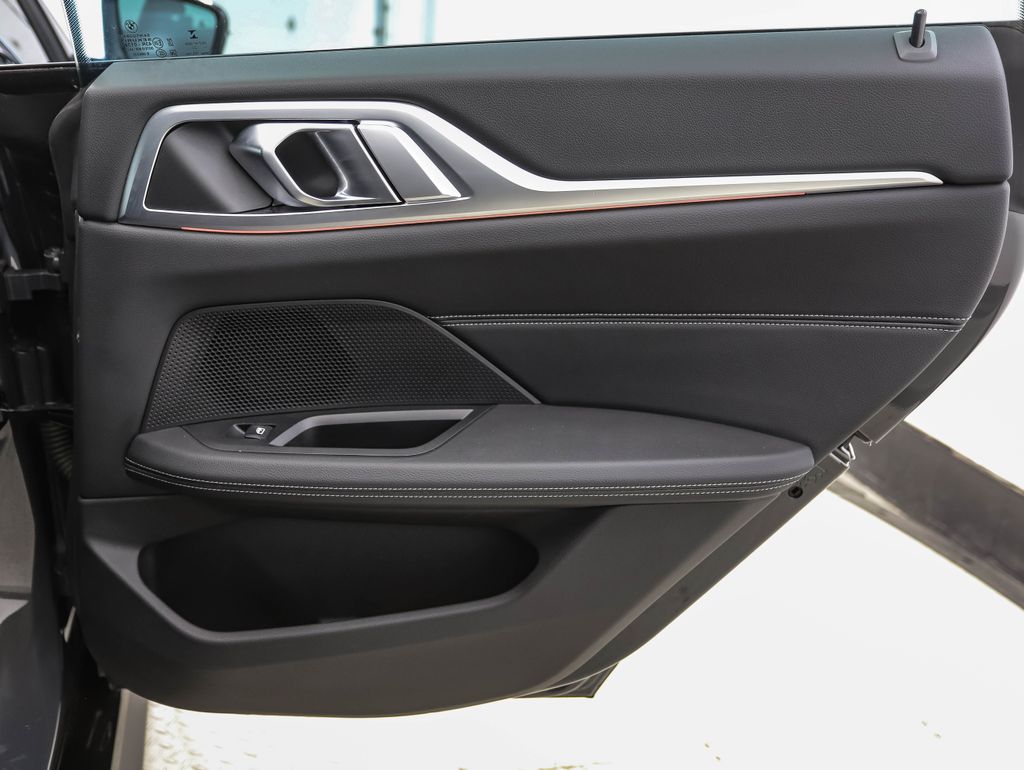 Thumbnail: 2023 BMW 4 Series - 25