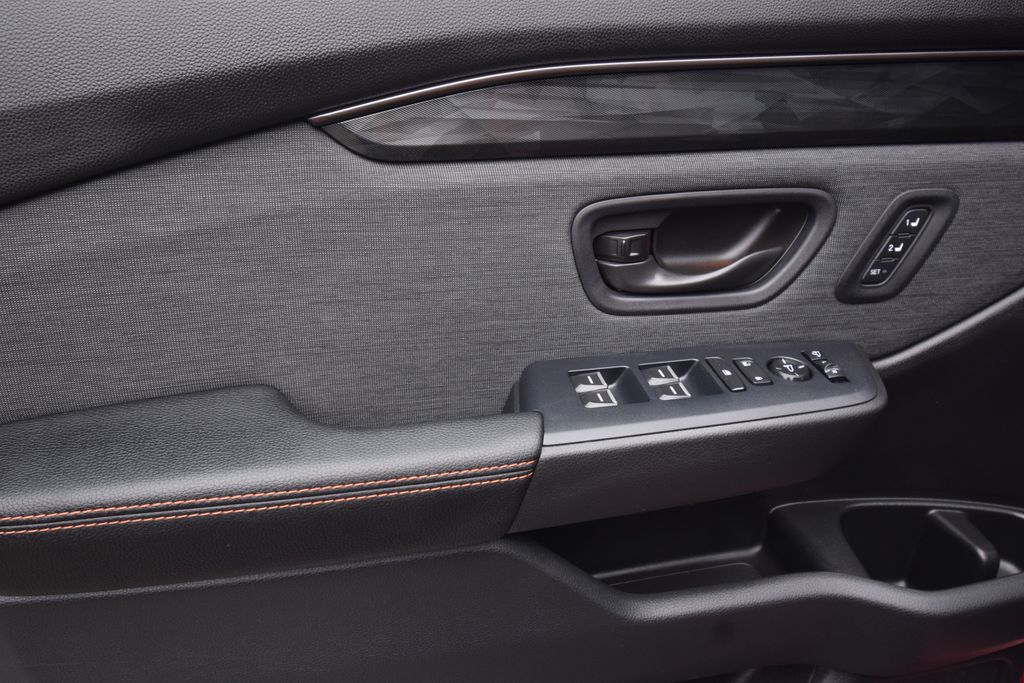 used 2026 Honda Passport car, priced at $47,000