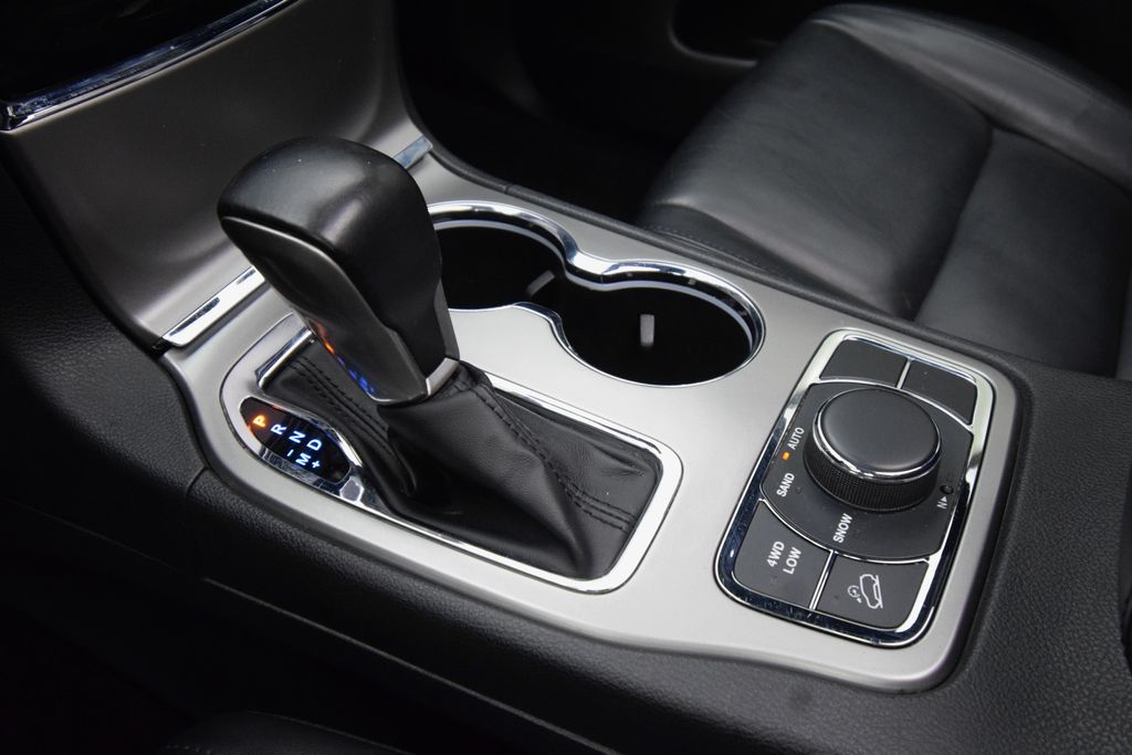 used 2021 Jeep Grand Cherokee car, priced at $22,000