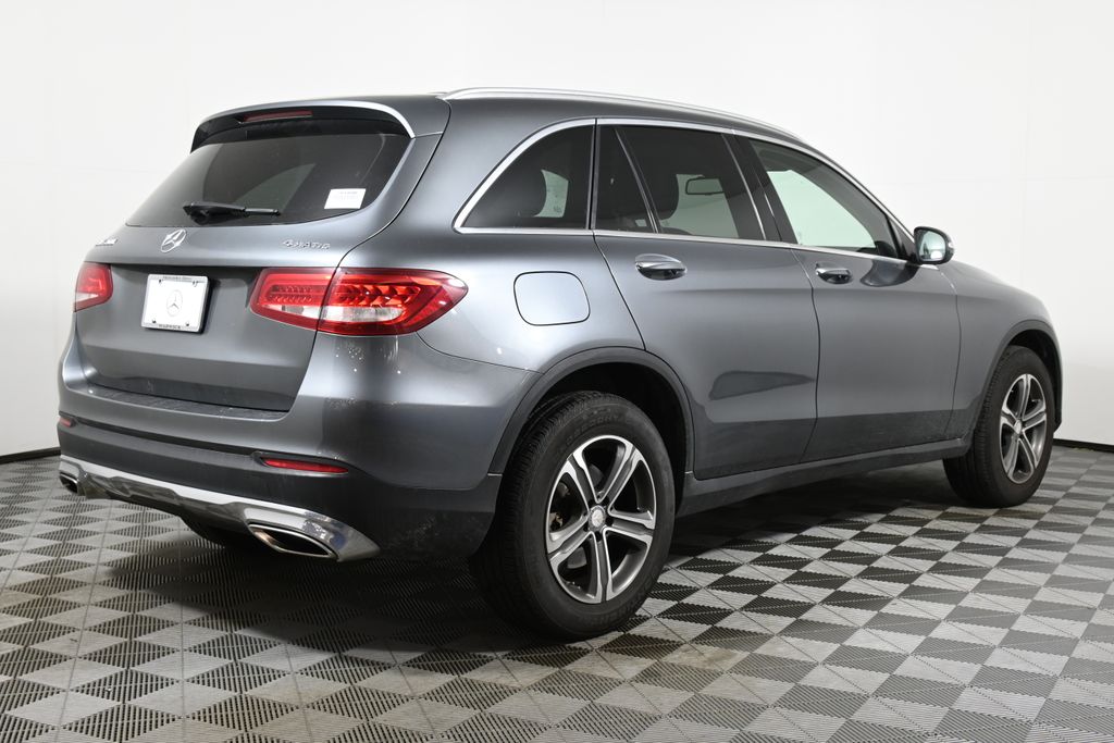 2016 Mercedes-Benz GLC 300 7