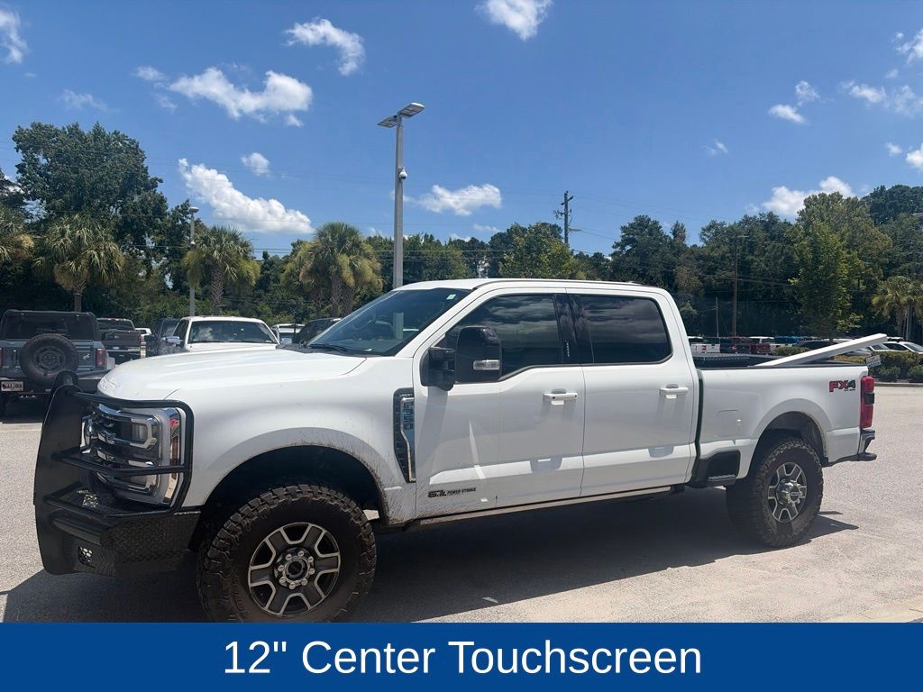 2026 Ford F-350 Super Duty LARIAT