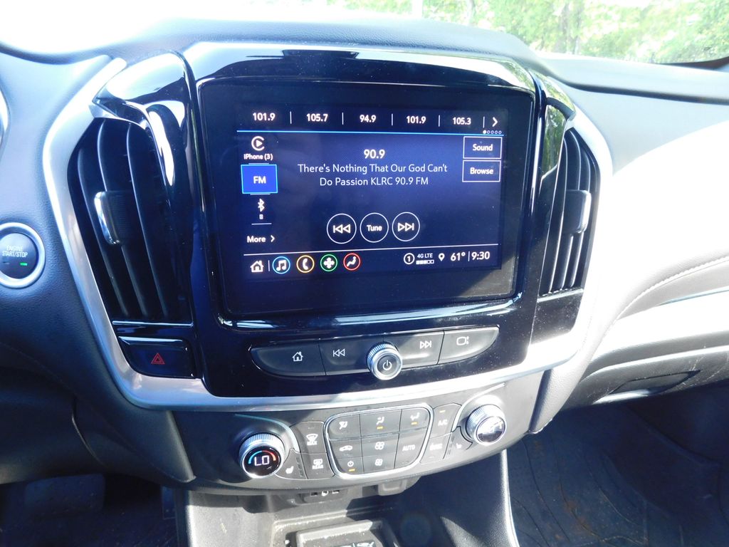 Thumbnail: 2023 Chevrolet Traverse - 9