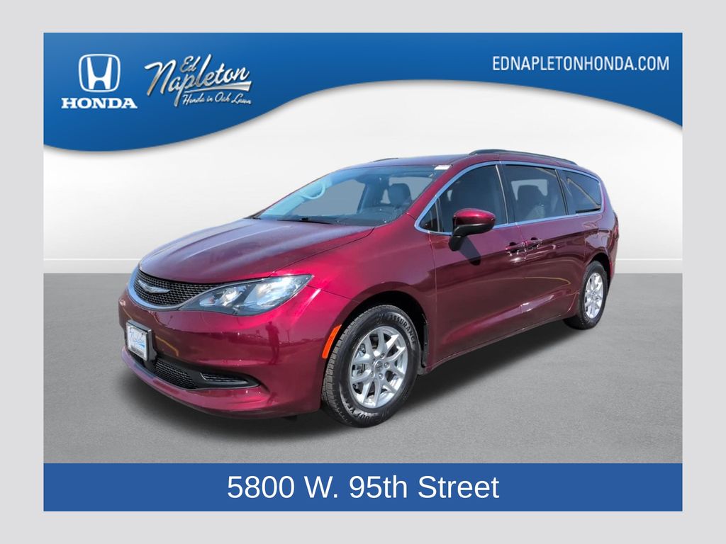 Velvet Red Pearlcoat 2021 Chrysler Voyager LXi FWD Minivan Front-Wheel Drive 9-Speed Automatic