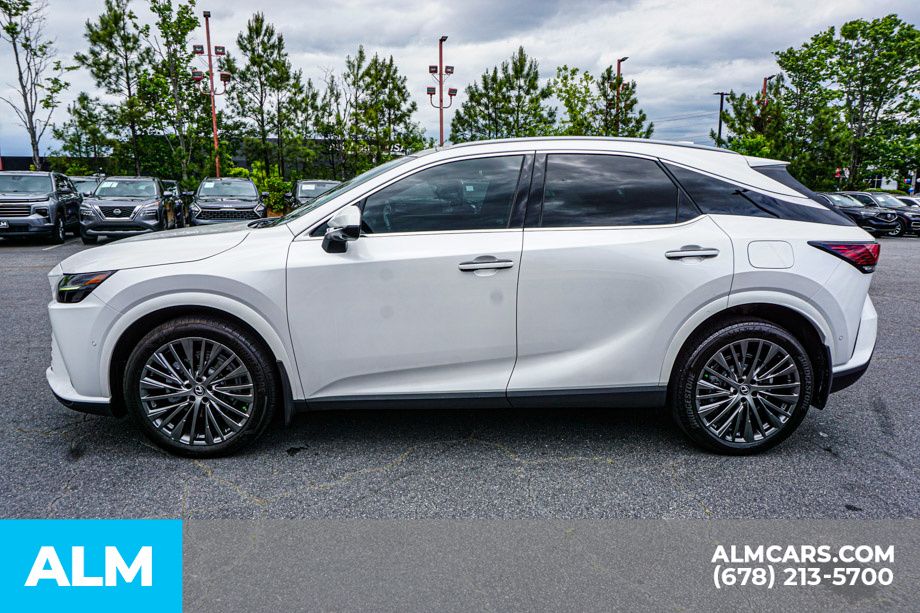 Used 2023 White Lexus 350 Luxury image 7