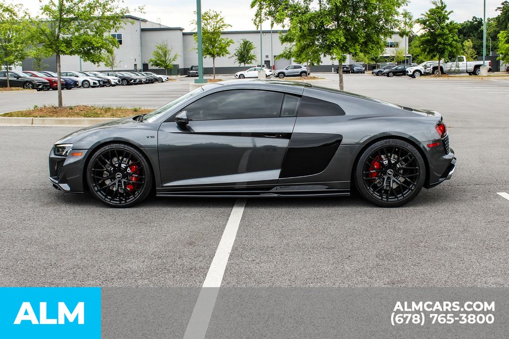 Used 2020 Gray Audi 5.2 image 7