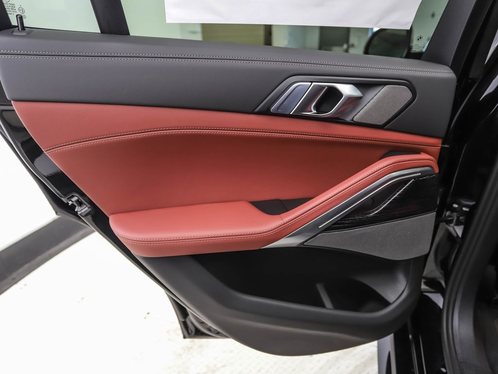Thumbnail: 2026 BMW X6 - 21