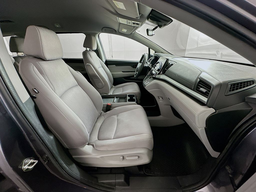 Thumbnail: 2020 Honda Odyssey - 28
