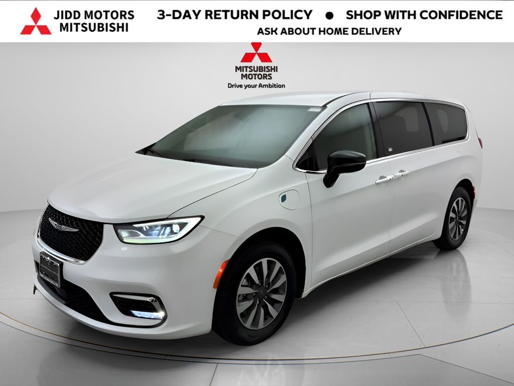 2024 Chrysler Pacifica Hybrid