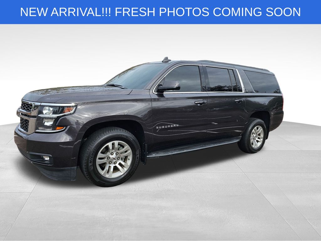 2018 Chevrolet Suburban LT 2