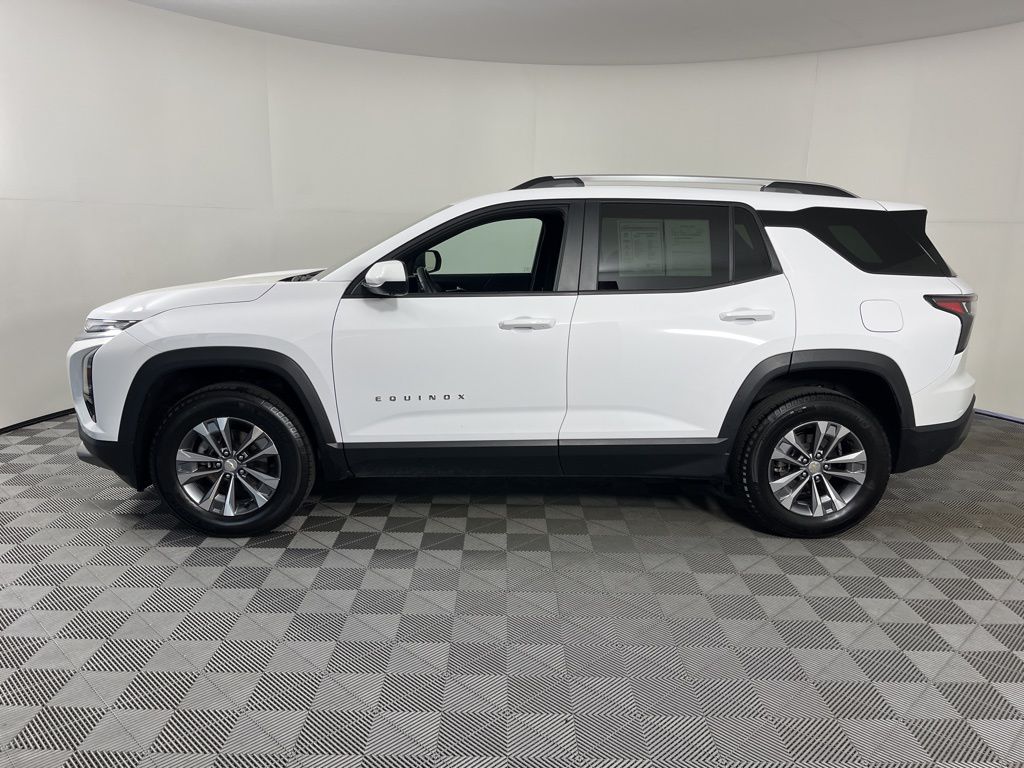 Thumbnail: 2025 Chevrolet Equinox - 2