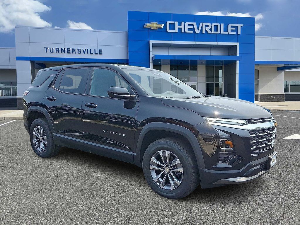 Thumbnail: 2026 Chevrolet Equinox - 2